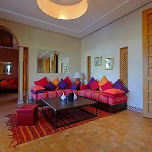 https://villa-dana.marrakeshhotelsmorocco.com