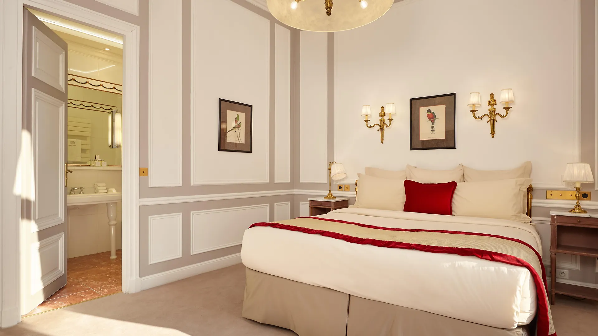 Hotel Regina Louvre Paříž 5*,