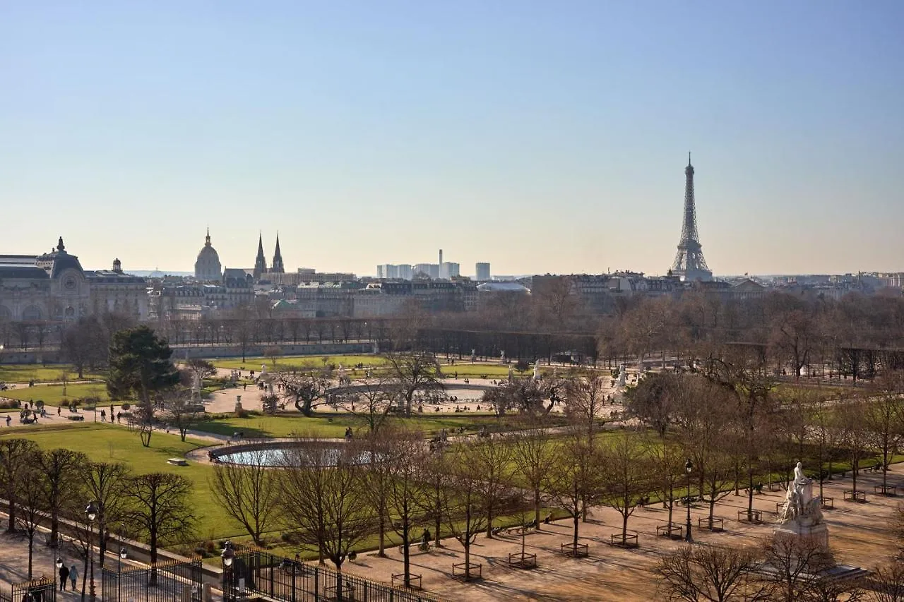 *****  פריז Hotel Regina Louvre צרפת