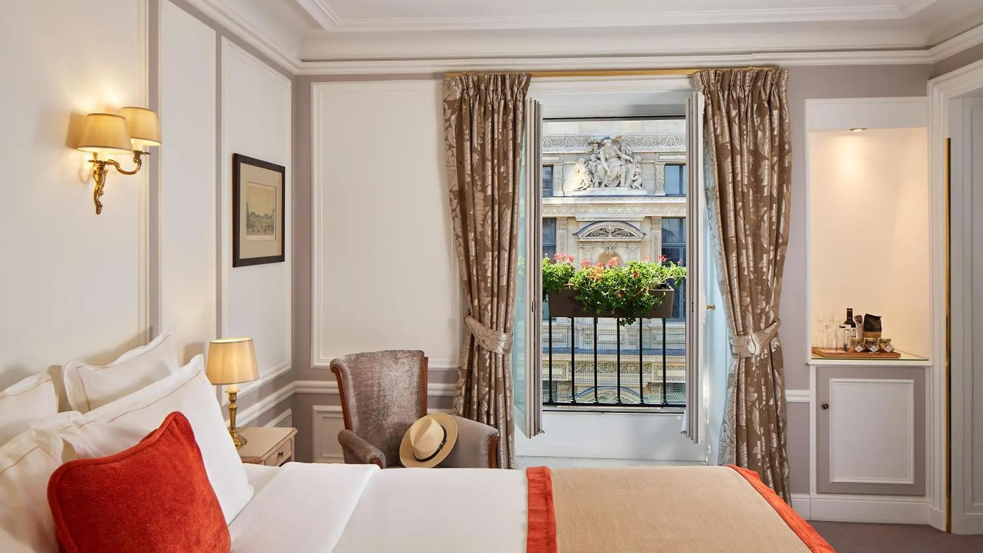 Hotel Regina Louvre Paříž